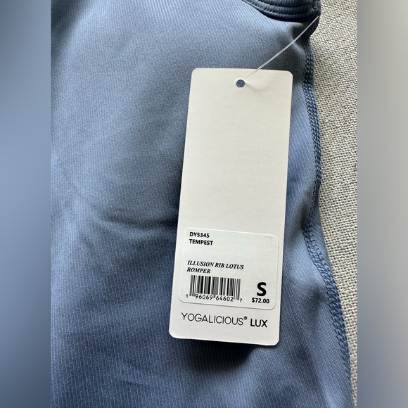 Yogalicious Lux Illusion Rib Lotus Romper Jumpsuit New - Picture 5 of 7